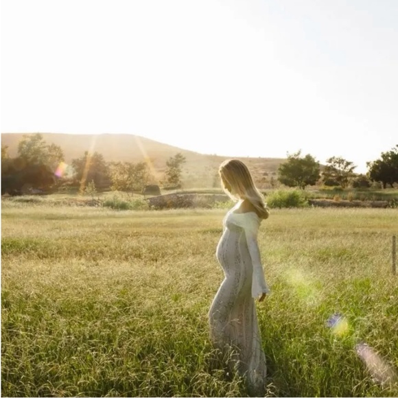 Rosie | Maternity Lace Maxi Dress - Picture 2 of 4